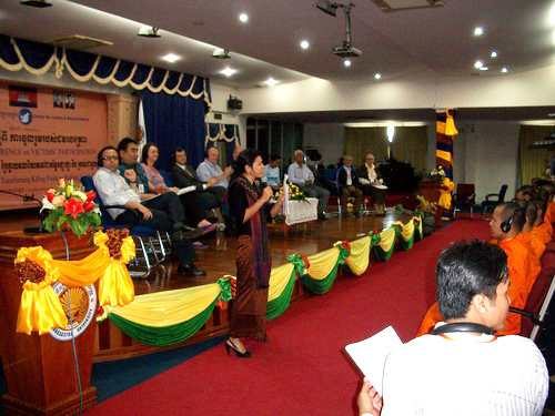 Theary Seng moderating National Conference, Dec. 2009