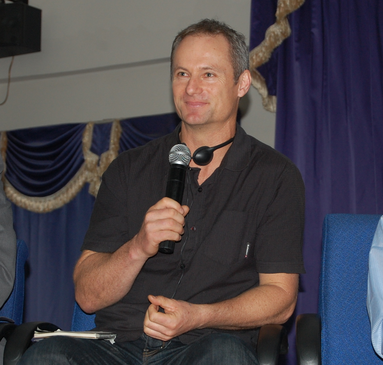 Olympian Rob Hamill at CJR public forum, 23 July 2010