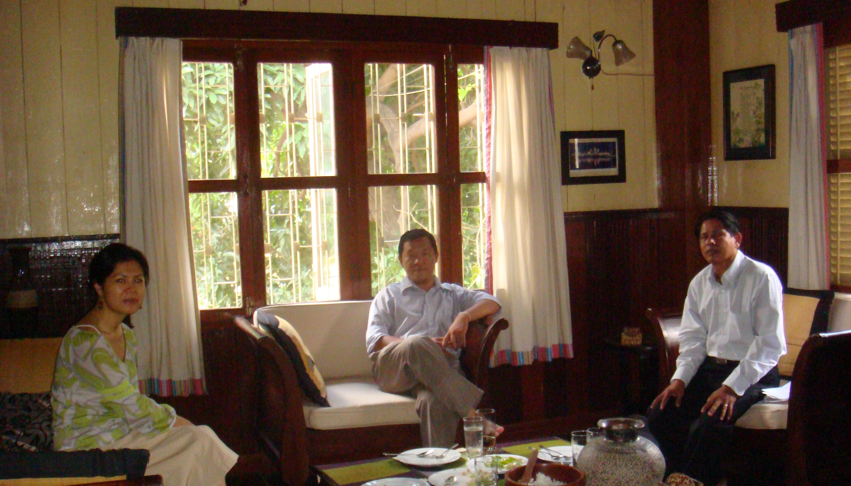Theary Seng with Chea Theara, Sok Leang to discuss AKRVC, 23 Sept. 2010