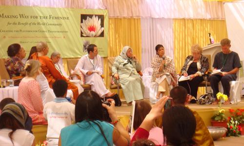Theary Seng speaking at Global Peace for Women's Summit in Jaipur, India (March 2008) Theary Seng speaking at Women Summit (Jaipur, India; March 2008)