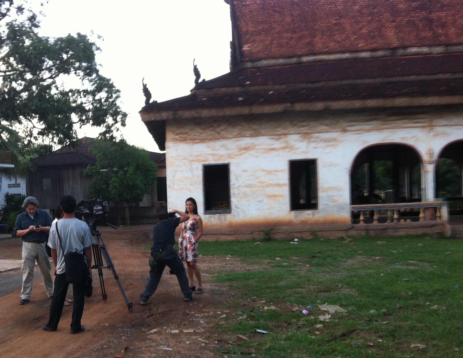 Theary Seng BBC filming at Wat Champa, 20 Nov. 2011