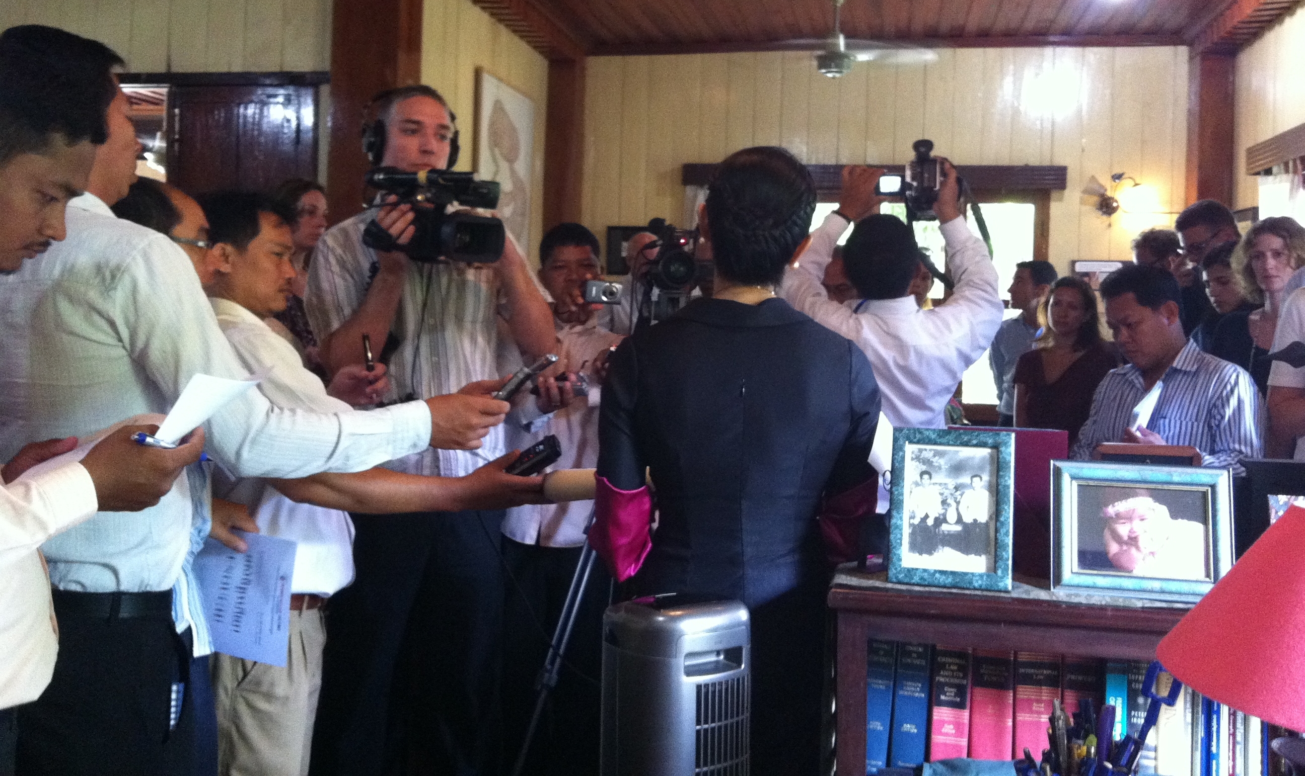 Theary Seng's Press Conference, 15 Nov. 2011