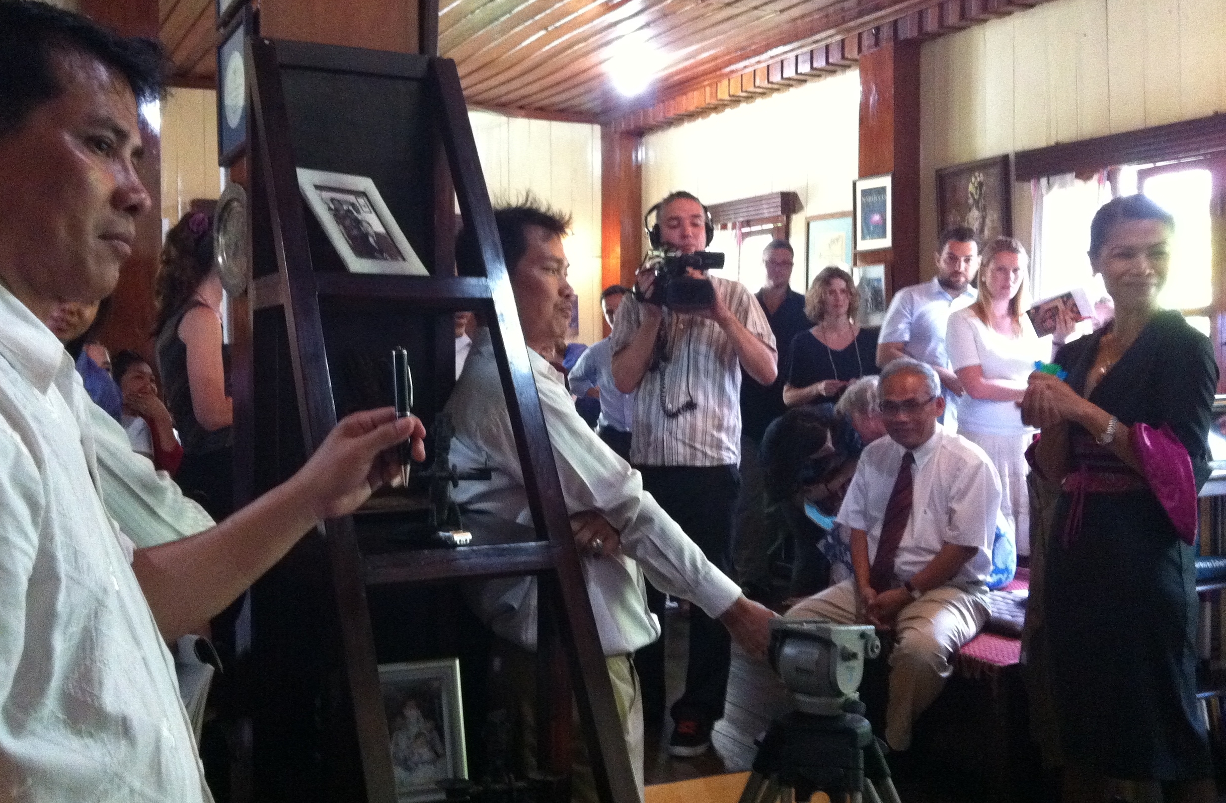 Theary Seng Poetic Justice Press Conference, 15 Nov. 2011