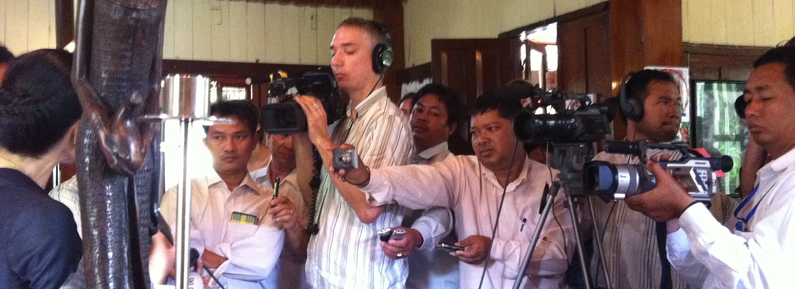 Theary Seng Poetic Justice Press Conference, 15 Nov. 2011