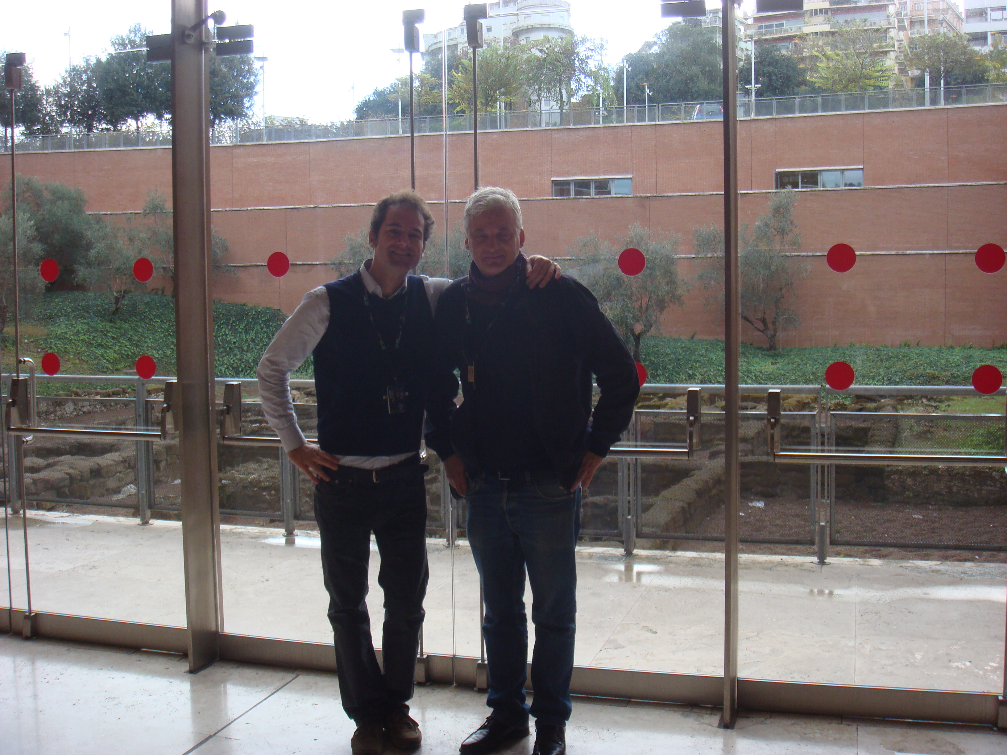 David Aronowitsch with IRFF Jacopo in front of ruins (IRFF Auditorium, Rome 2 Nov. 2010)