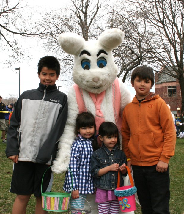 familyniecesnephewseaster2010
