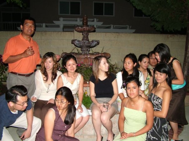 familyphotoauntreneebackyard