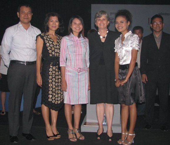 Theary Seng, US Ambassador Carol Rodley, Amy at Youth Leadership Challenge finale CTN, 2009